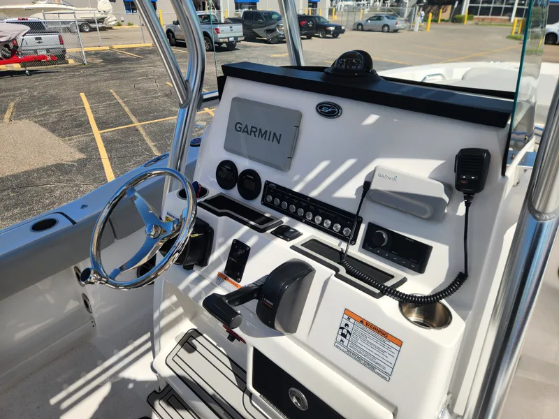 Slide: The Image of Sea Fox 248 COMMANDER 2023 - 16