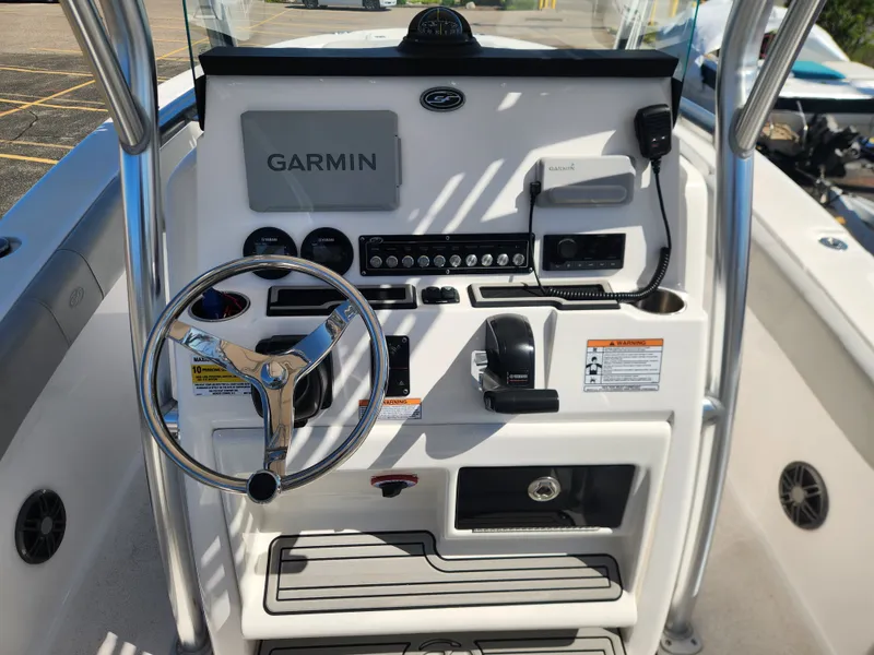 Slide: The Image of Sea Fox 248 COMMANDER 2023 - 13