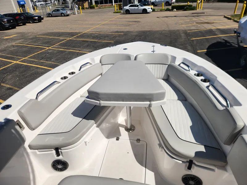 Slide: The Image of Sea Fox 248 COMMANDER 2023 - 6