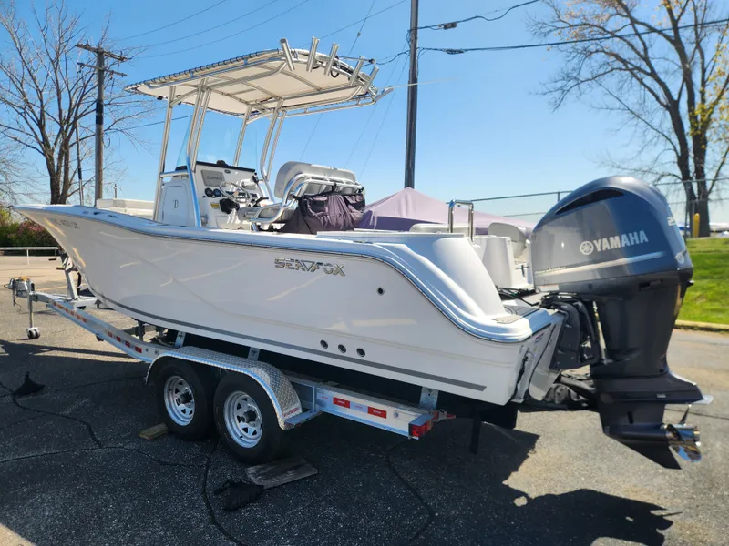 Slide: The Image of Sea Fox 248 COMMANDER 2023 - 20