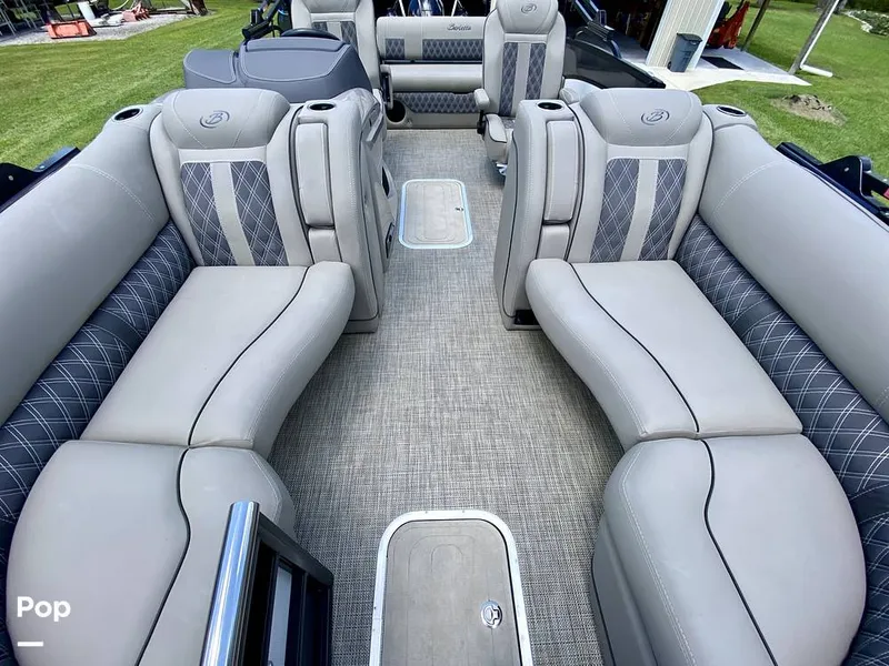 Slide: The Image of Barletta Lusso L23UC 2022 - 15796849