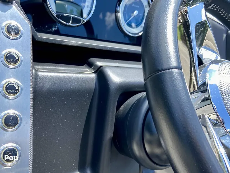 Slide: The Image of Barletta Lusso L23UC 2022 - 15796859