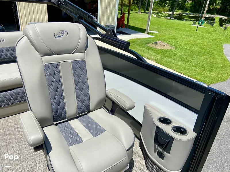 Slide: The Image of Barletta Lusso L23UC 2022 - 15796877