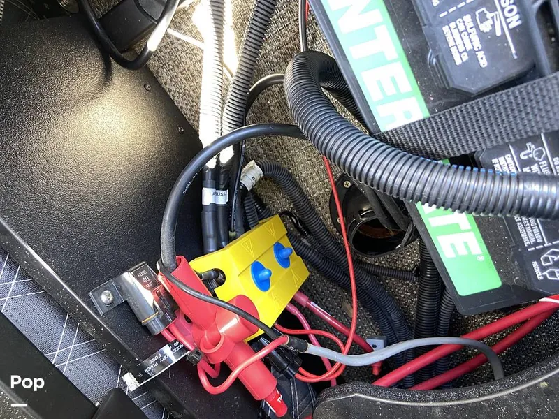 Slide: The Image of Barletta Lusso L23UC 2022 - 15796891