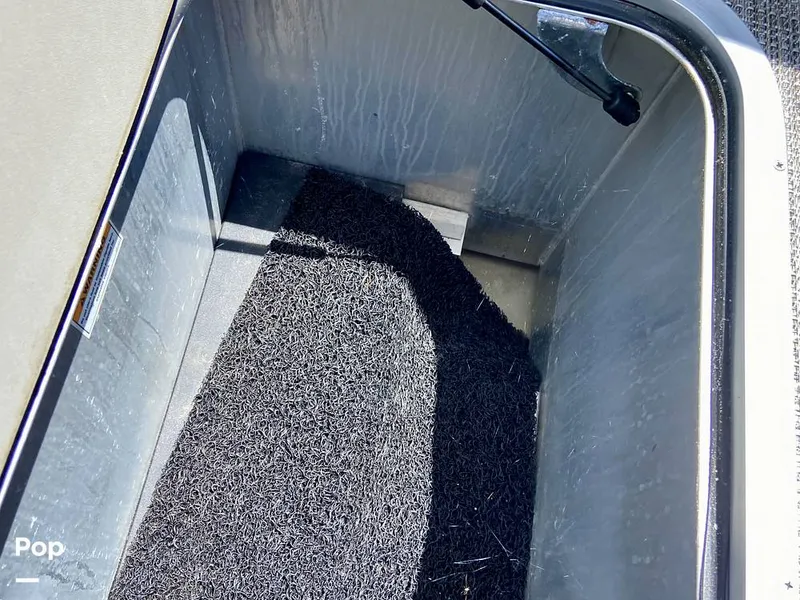 Slide: The Image of Barletta Lusso L23UC 2022 - 15796895