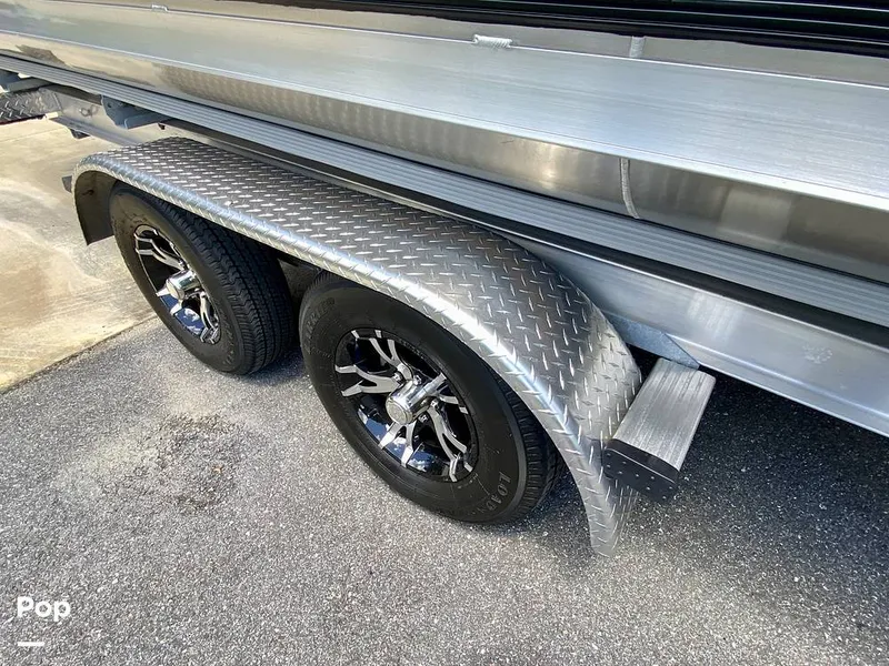 Slide: The Image of Barletta Lusso L23UC 2022 - 15796901