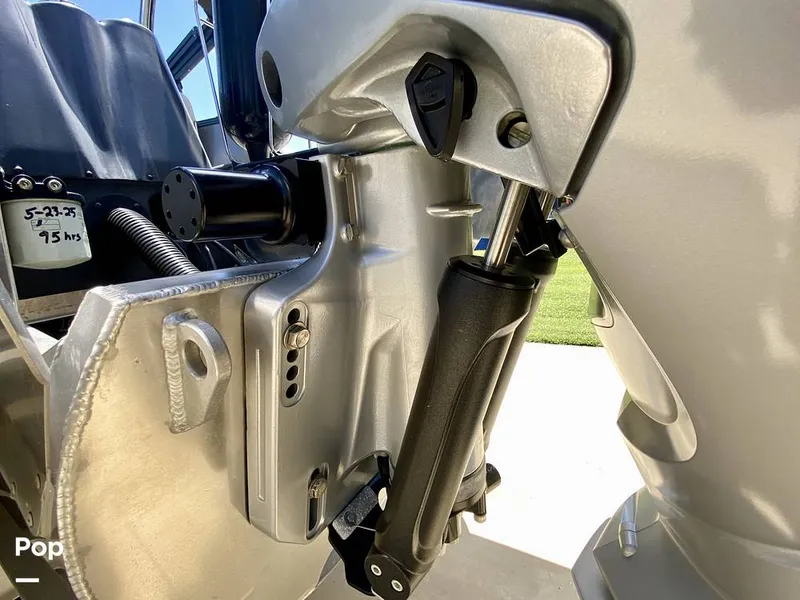 Slide: The Image of Barletta Lusso L23UC 2022 - 15796921