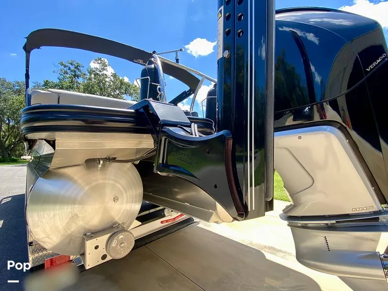 Slide: The Image of Barletta Lusso L23UC 2022 - 15796923