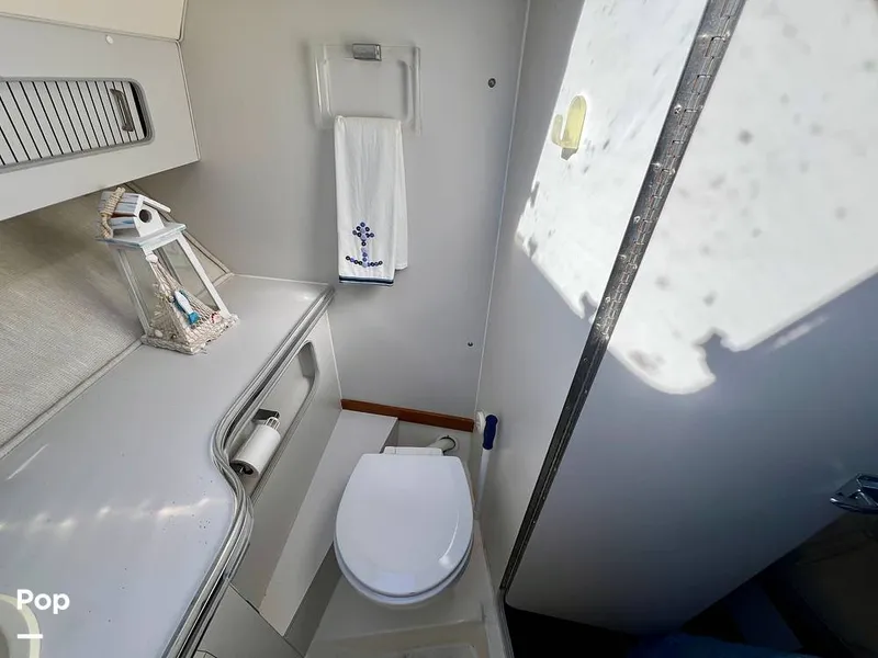 Slide: The Image of Cruisers Yachts Esprit 3370 1991 - 15056935