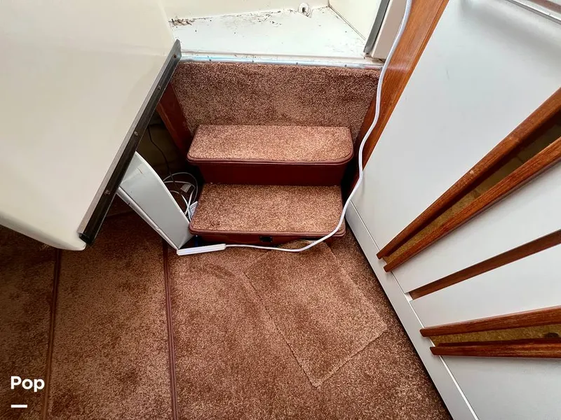 Slide: The Image of Cruisers Yachts Esprit 3370 1991 - 15056954