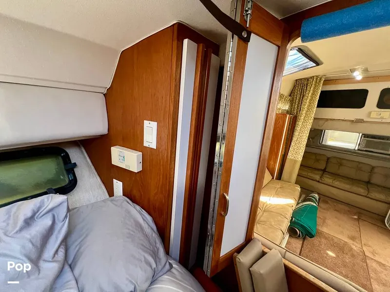 Slide: The Image of Cruisers Yachts Esprit 3370 1991 - 15056960