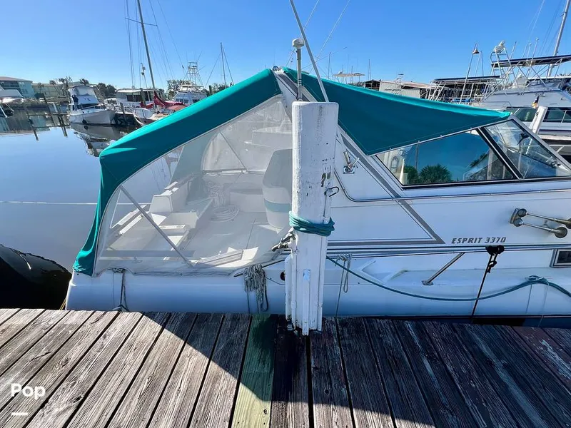 Slide: The Image of Cruisers Yachts Esprit 3370 1991 - 15056784