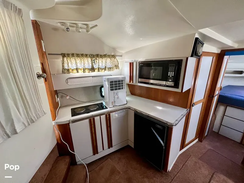 Slide: The Image of Cruisers Yachts Esprit 3370 1991 - 15056928