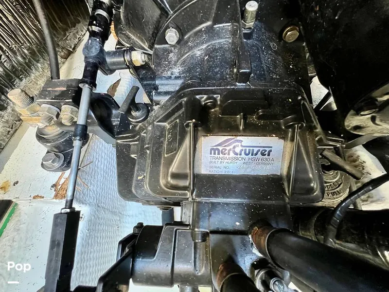 Slide: The Image of Cruisers Yachts Esprit 3370 1991 - 15056839