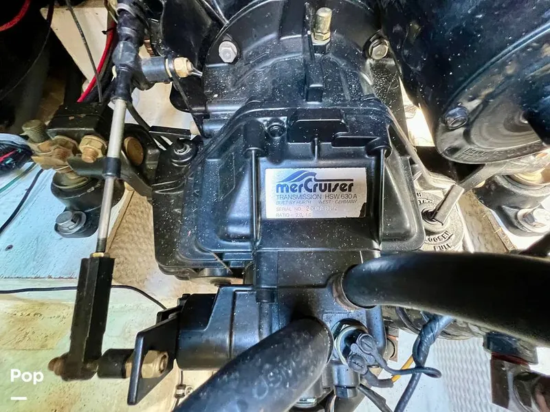 Slide: The Image of Cruisers Yachts Esprit 3370 1991 - 15056840