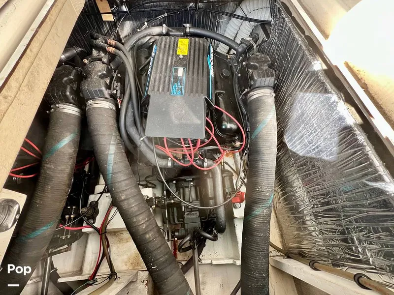 Slide: The Image of Cruisers Yachts Esprit 3370 1991 - 15056841