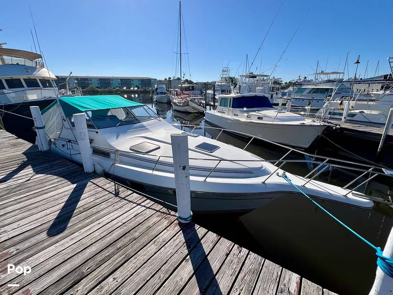 Slide: The Image of Cruisers Yachts Esprit 3370 1991 - 15056777