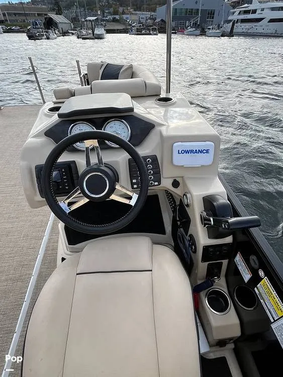 Slide: The Image of Barletta EX23Q 2020 - 15043177