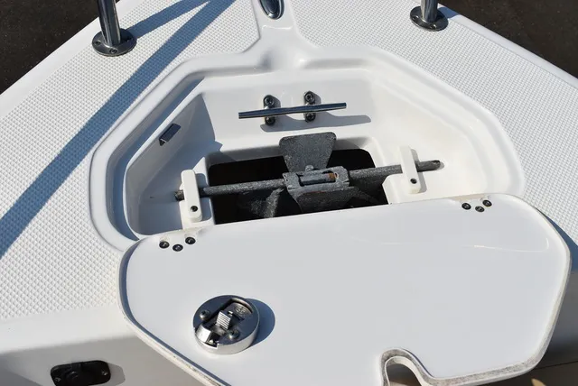 Slide: The Image of Key West Boats 176CC 2020 - 41