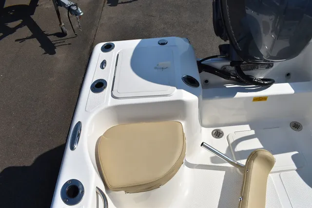 Slide: The Image of Key West Boats 176CC 2020 - 21