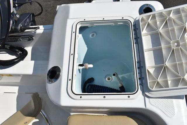 Slide: The Image of Key West Boats 176CC 2020 - 20