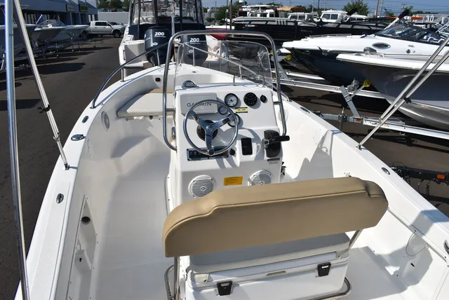 Slide: The Image of Key West Boats 176CC 2020 - 15