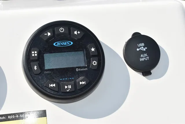 Slide: The Image of Key West Boats 176CC 2020 - 32