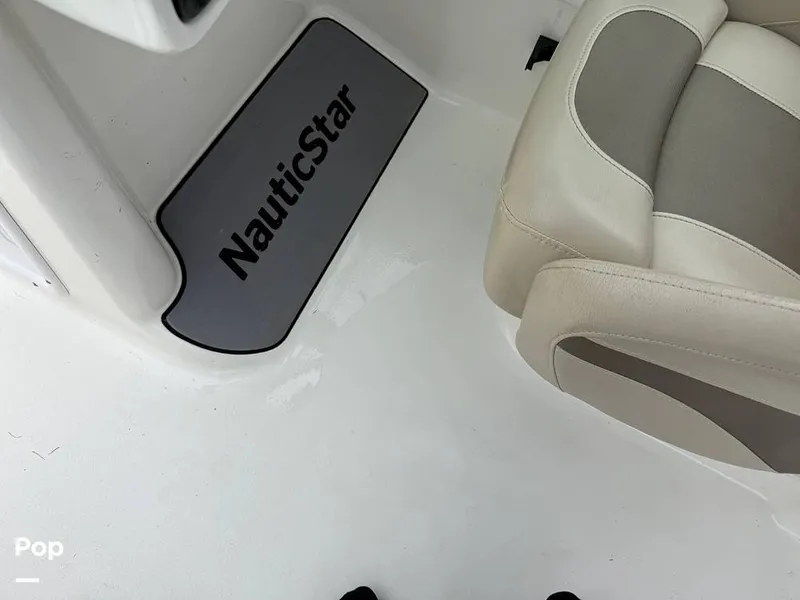 Slide: The Image of NauticStar 243 DC 2014 - 15132583