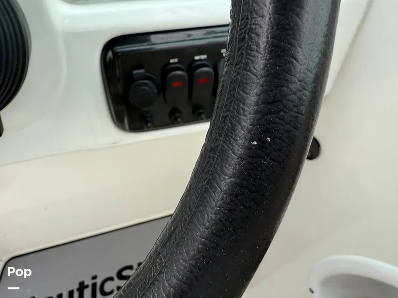 Slide: The Image of NauticStar 243 DC 2014 - 15132587