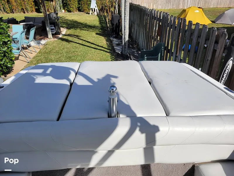 Slide: The Image of Moomba Mobius LSV 2010 - 15070162