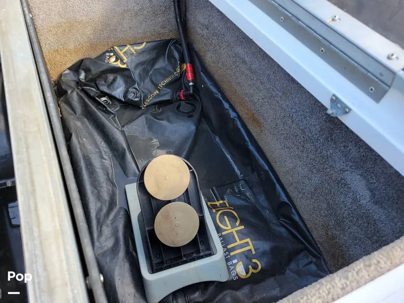 Slide: The Image of Moomba Mobius LSV 2010 - 15070171