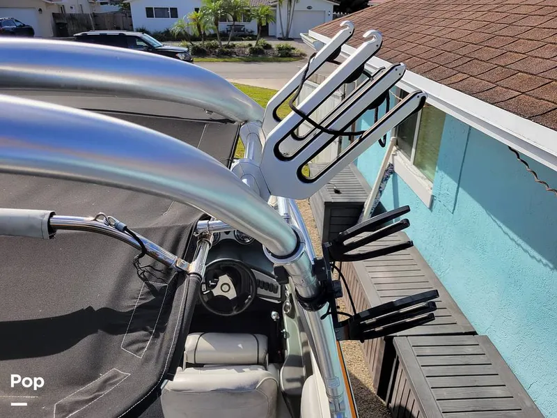 Slide: The Image of Moomba Mobius LSV 2010 - 15070176