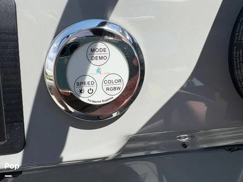 Slide: The Image of Godfrey 250 XP 2020 - 15702925