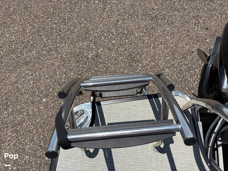 Slide: The Image of Godfrey 250 XP 2020 - 15702937