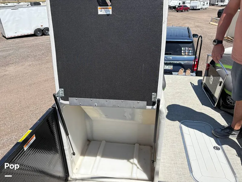 Slide: The Image of Godfrey 250 XP 2020 - 15702941