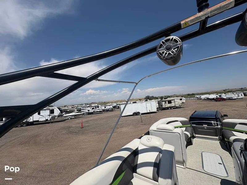 Slide: The Image of Godfrey 250 XP 2020 - 15702961