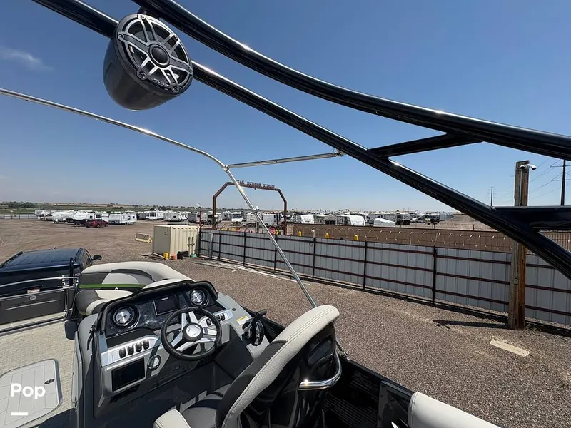 Slide: The Image of Godfrey 250 XP 2020 - 15702962