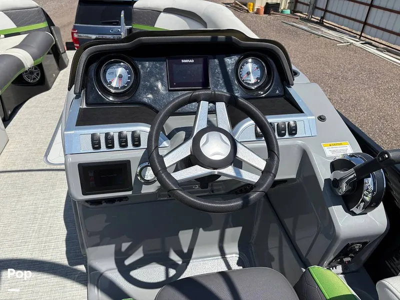 Slide: The Image of Godfrey Pontoon 250 XP 2020 - 15702920