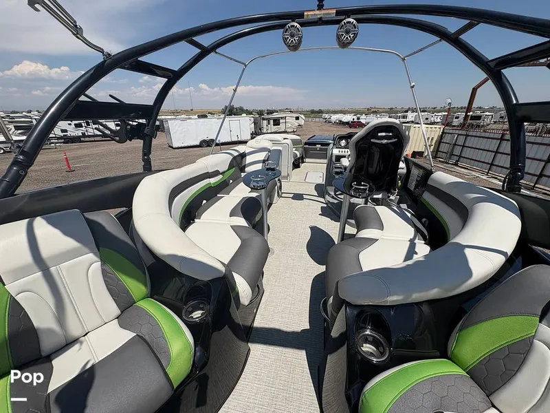 Slide: The Image of Godfrey Pontoon 250 XP 2020 - 15702952