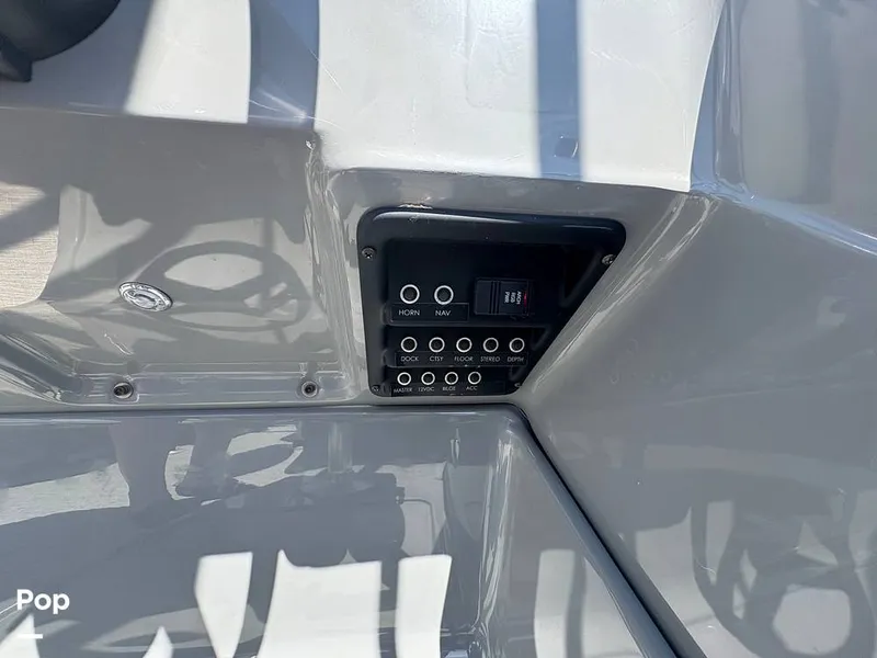 Slide: The Image of Godfrey Pontoon 250 XP 2020 - 15702969