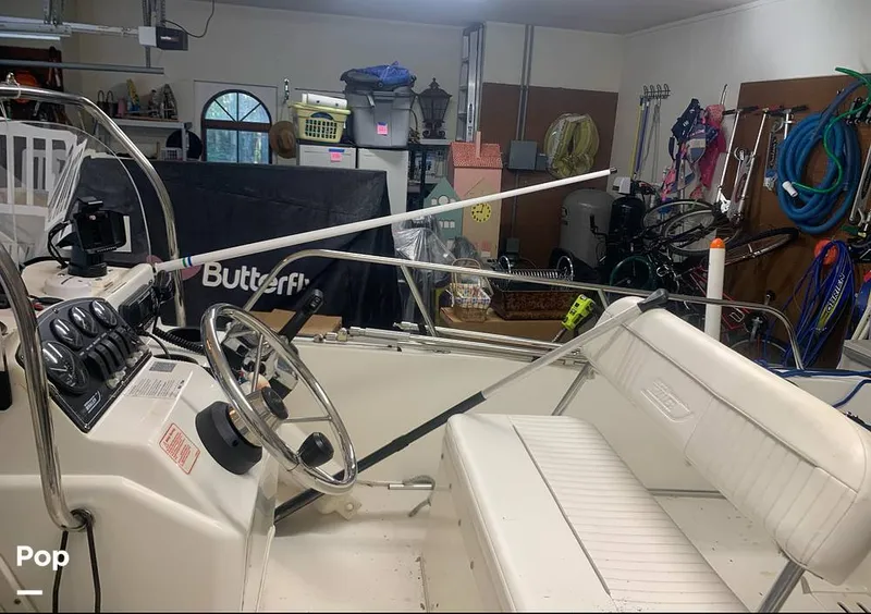 Slide: The Image of Boston Whaler Montauk 170 2005 - 15252017