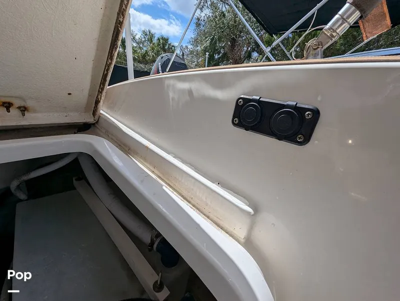 Slide: The Image of Bayliner DX2000 2022 - 15173654