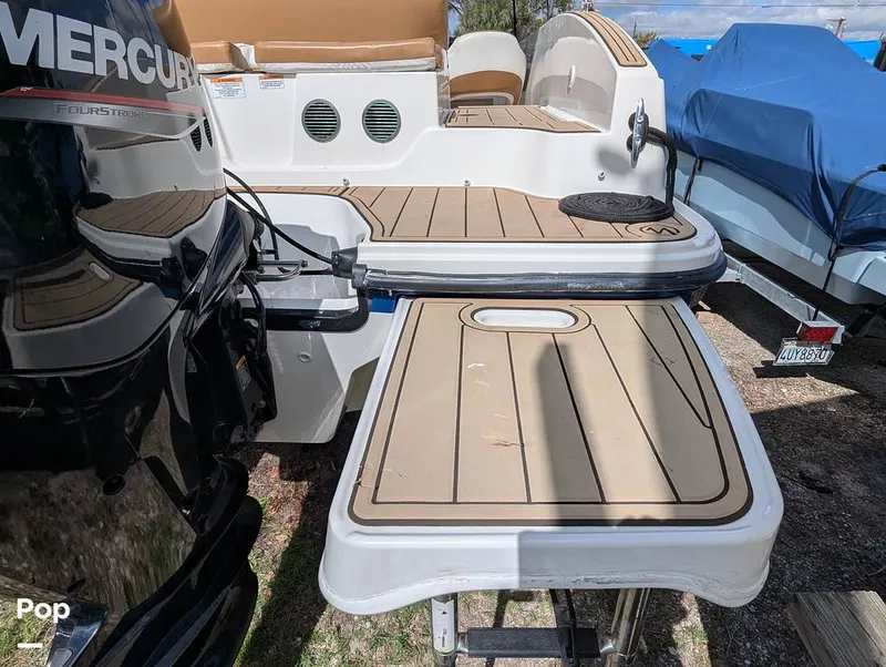 Slide: The Image of Bayliner DX2000 2022 - 15173674