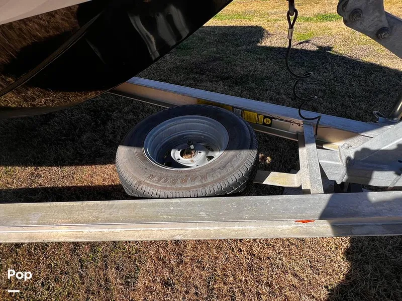 Slide: The Image of Spare Tire - 15118245