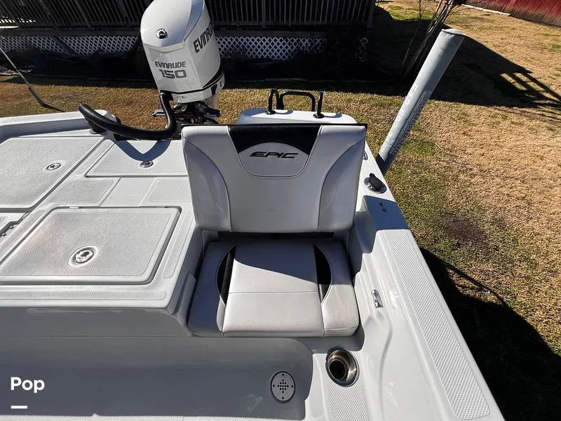 Slide: The Image of Epic 22SC 2014 - 15118253