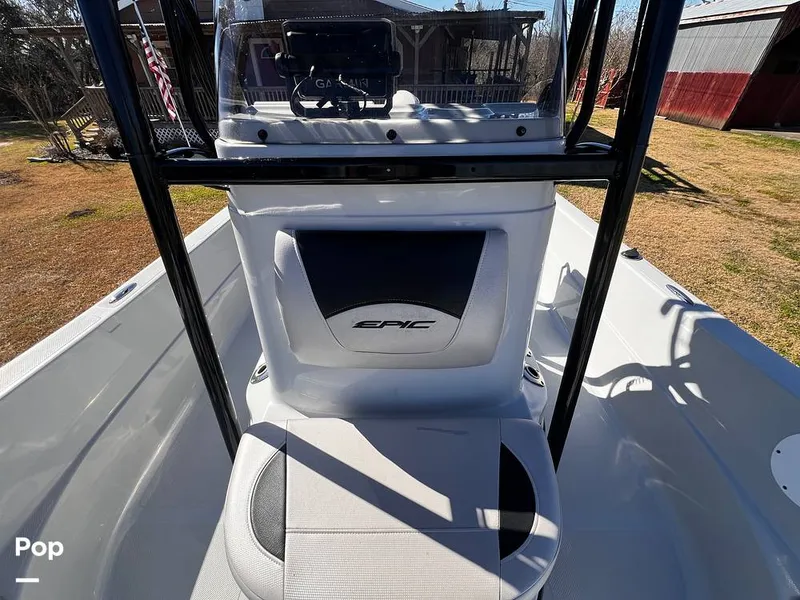 Slide: The Image of Epic 22SC 2014 - 15118371