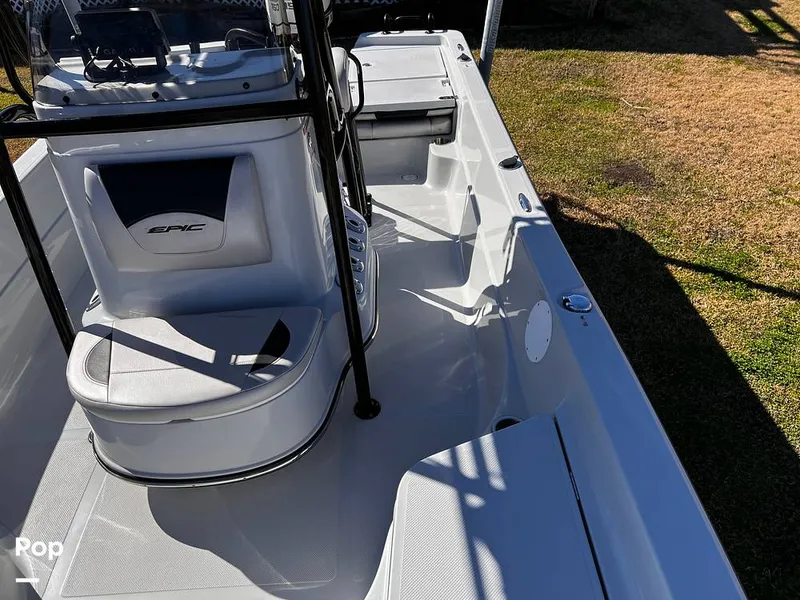 Slide: The Image of Epic 22SC 2014 - 15118458