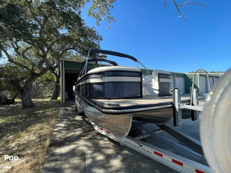 Slide: The Image of Bennington 30-RSR 2019 - 15122270