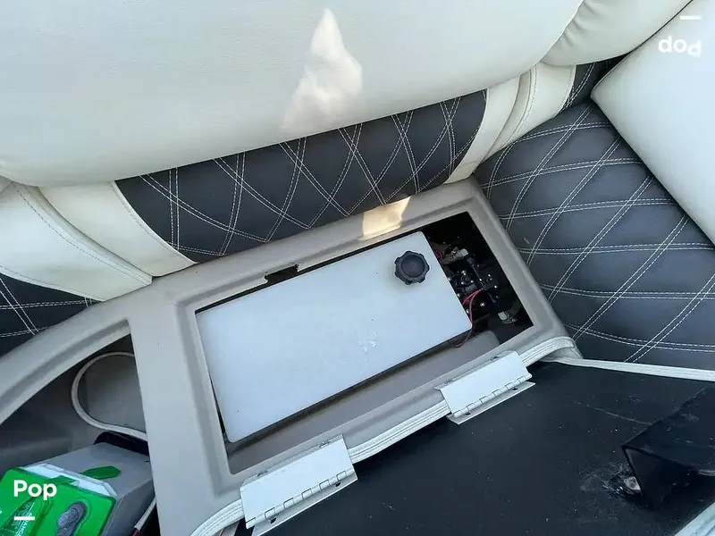 Slide: The Image of Bennington 30-RSR 2019 - 15122722