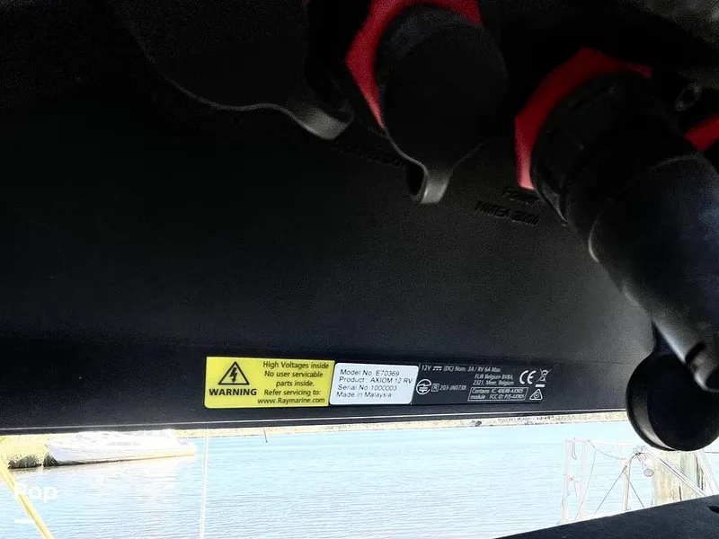 Slide: The Image of GPS / Fishfinder - 15263330